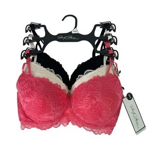 Marilyn Monroe Women’s Bras Sz  34C Pkg/3 Super Soft Mega Push-Up Lace Padded